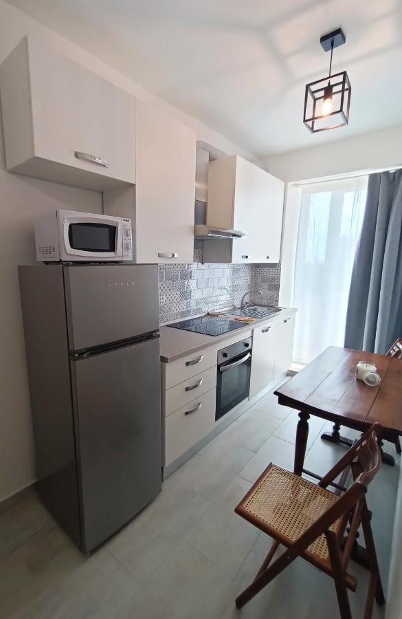 La Terrazza Sull'Appia By Hostand Apartment Roma Ngoại thất bức ảnh