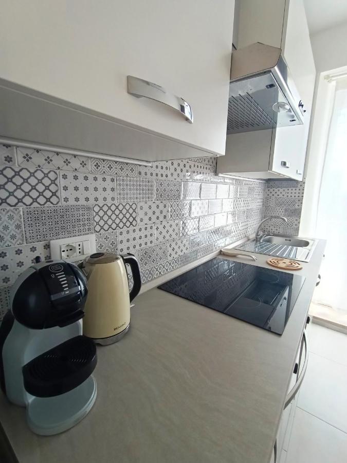 La Terrazza Sull'Appia By Hostand Apartment Roma Ngoại thất bức ảnh