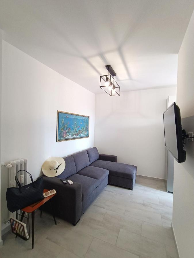 La Terrazza Sull'Appia By Hostand Apartment Roma Ngoại thất bức ảnh